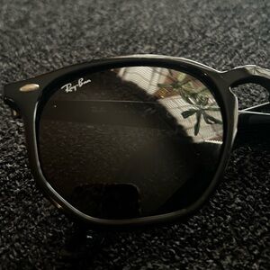 Ray-Ban Rb4306 Hexagonal Sunglasses Black, signs of wear